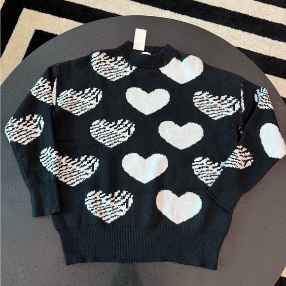 Patrizia Luca Sweaters - PATRIZIA LUCA MILAN Black and White Heart Valentine's Day Sweater Size S/M NWT